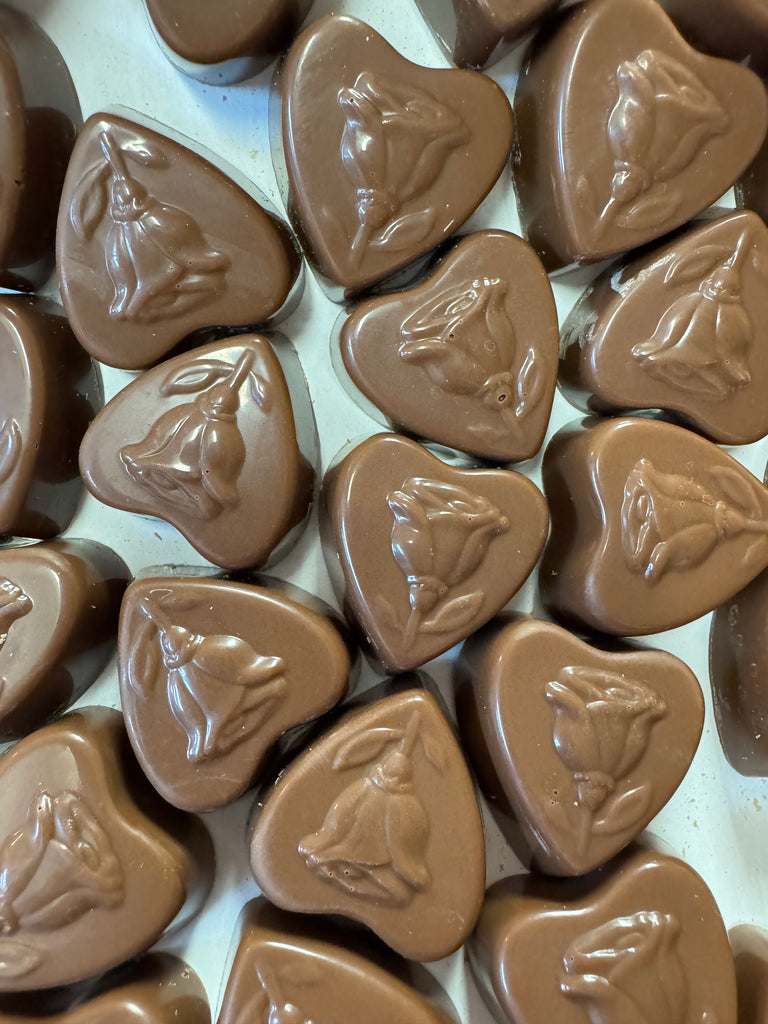 Milk Chocolate Peanut Butter Filled Heart Minuettes