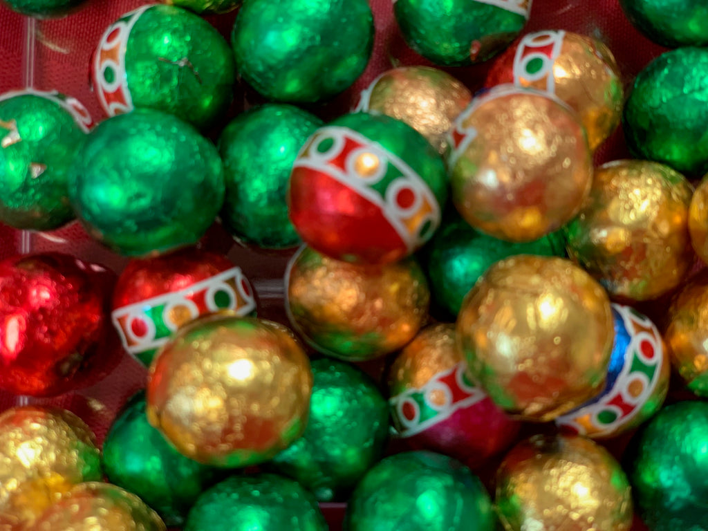 Milk Chocolate Foiled Holiday Balls